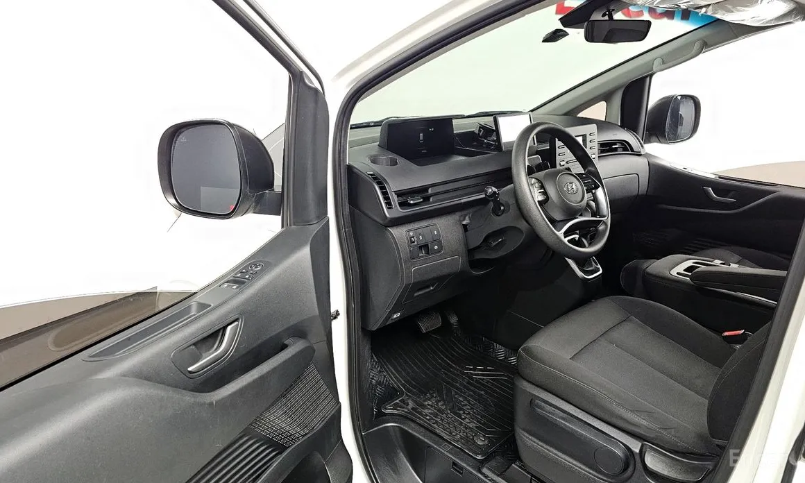 Hyundai Staria 2021 Tourer 11-Seater