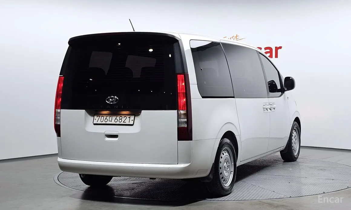 Hyundai Staria 2021 Tourer 11-Seater