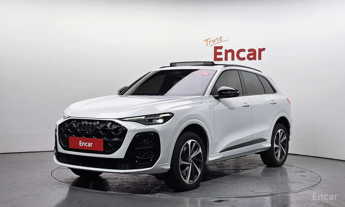 Audi Q5 2025 40 TDI Quattro S Line Black Edition