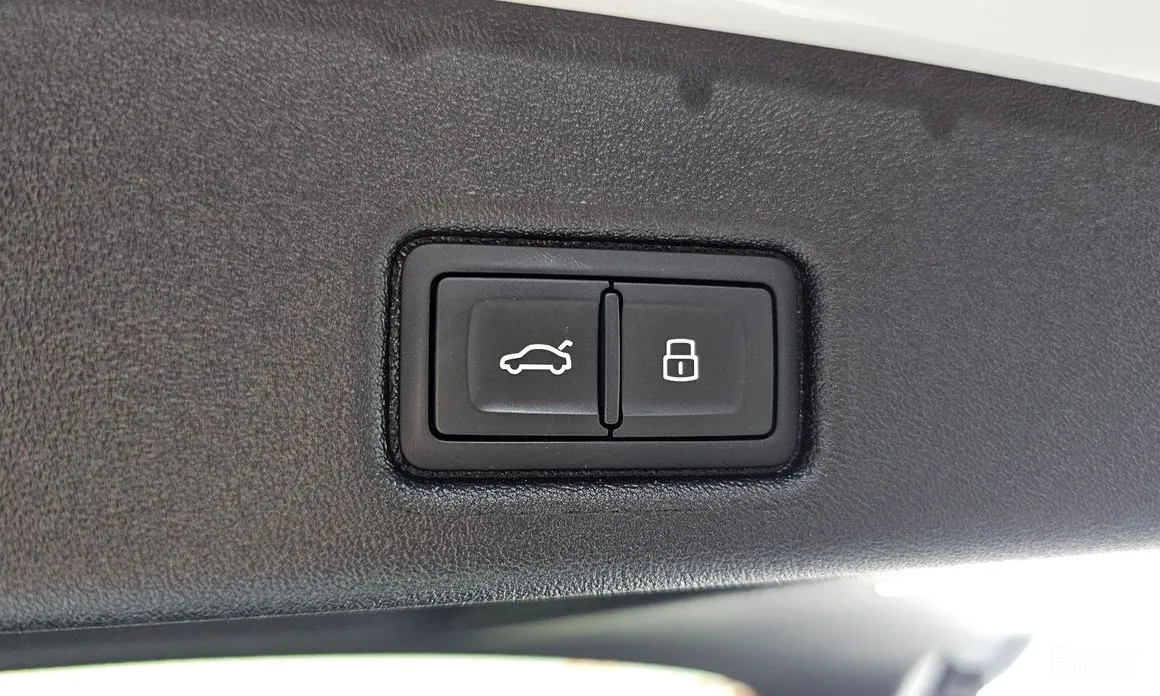 Audi Q5 2025 40 TDI Quattro S Line Black Edition