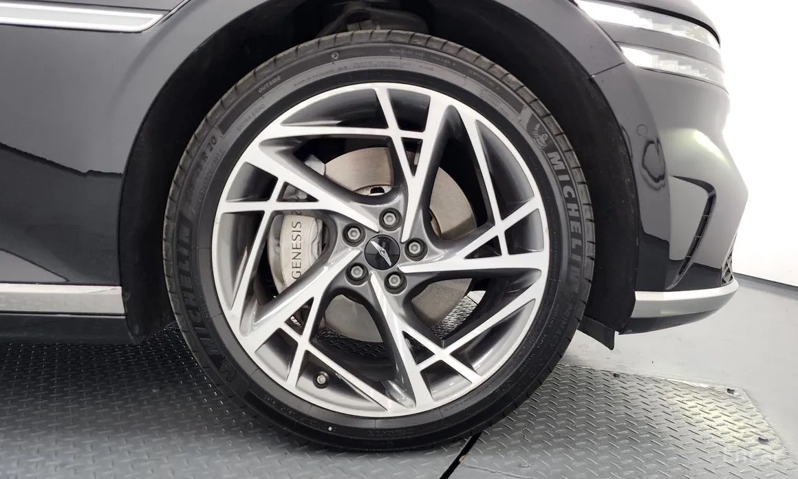 Genesis G90 2021 Gasoline 3.5 Turbo AWD