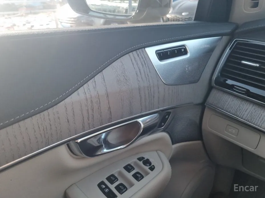 Volvo XC90 2016 B6 Ultra Bright