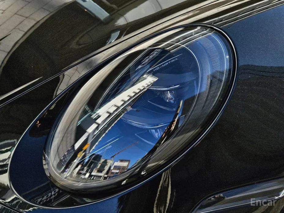 Porsche 911 2019 GT3 Touring