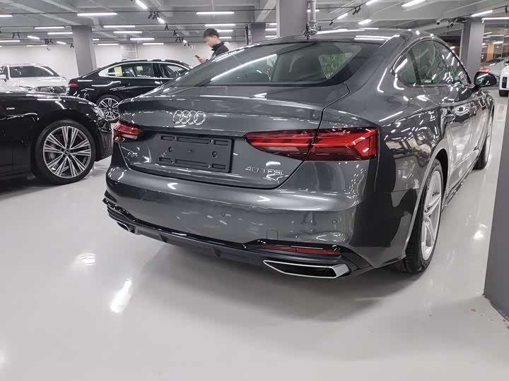 Audi A5 2024 2024款 Sportback 40 TFSI 时尚动感型