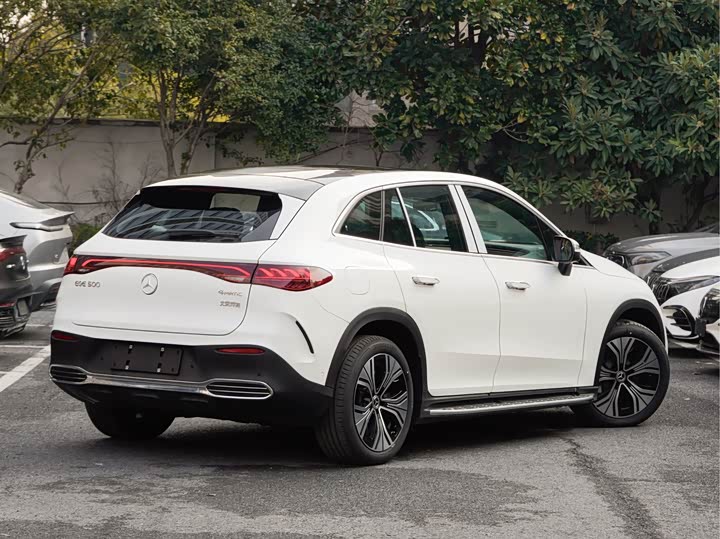 Mercedes-Benz EQE SUV 2024 2024款 500 4MATIC 豪华版
