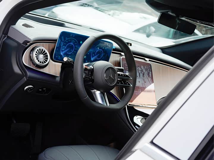 Mercedes-Benz EQE SUV 2024 2024款 500 4MATIC 豪华版