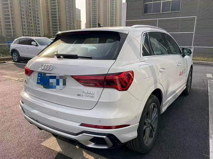 Audi Q3 2024 2024款 40 TFSI 时尚动感型