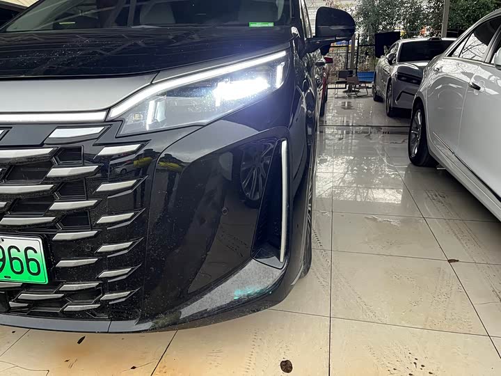 BYD Xia 2025 2025款 DM-i 1.5T 100km 超越型