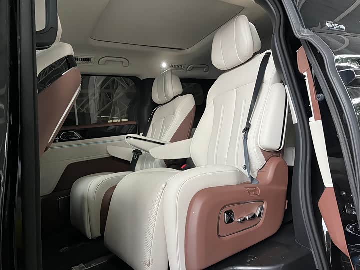 BYD Xia 2025 2025款 DM-i 1.5T 100km 超越型