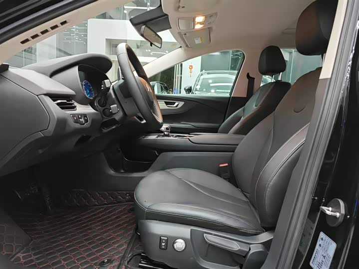 Hongqi E-QM5 2025 2025款 610km PLUS