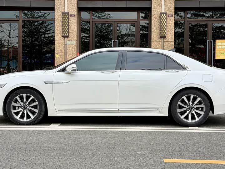 Lincoln Continental 2019 2019款 2.0T 两驱尊享版 国VI