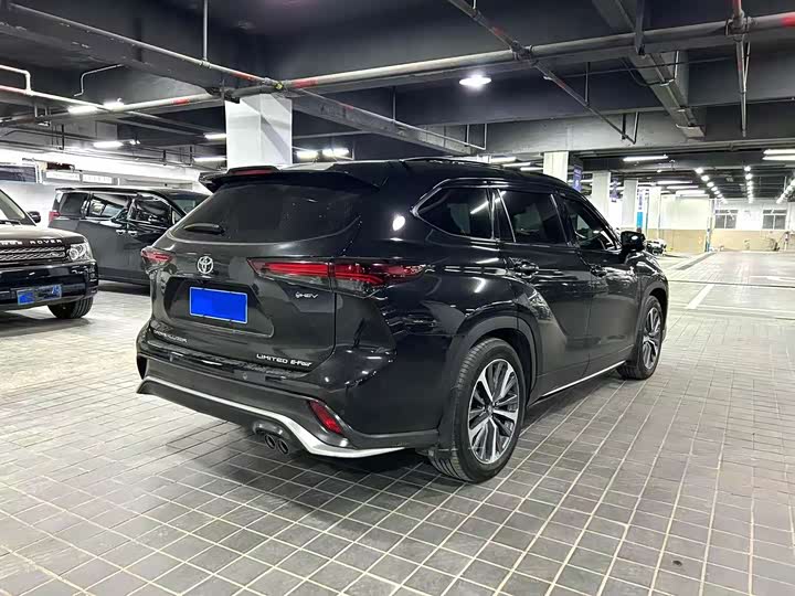 Toyota Crown Kluger 2024 2024款 2.5L HEV四驱旗舰版