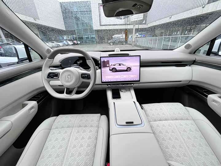 Zeekr 7X 2025 2025款 100kWh 长续航后驱智驾版