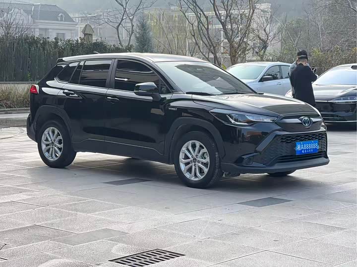 Toyota Frontlander 2024 2024款 2.0L 智能电混双擎 领先版