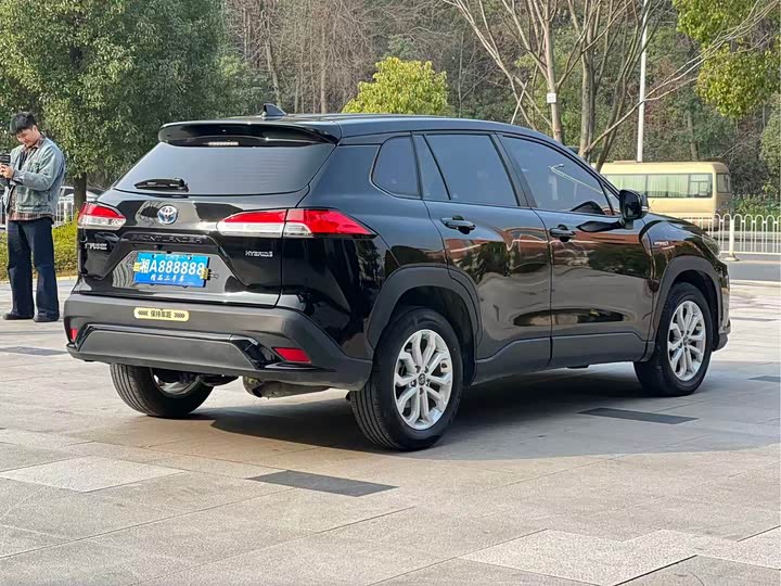 Toyota Frontlander 2024 2024款 2.0L 智能电混双擎 领先版