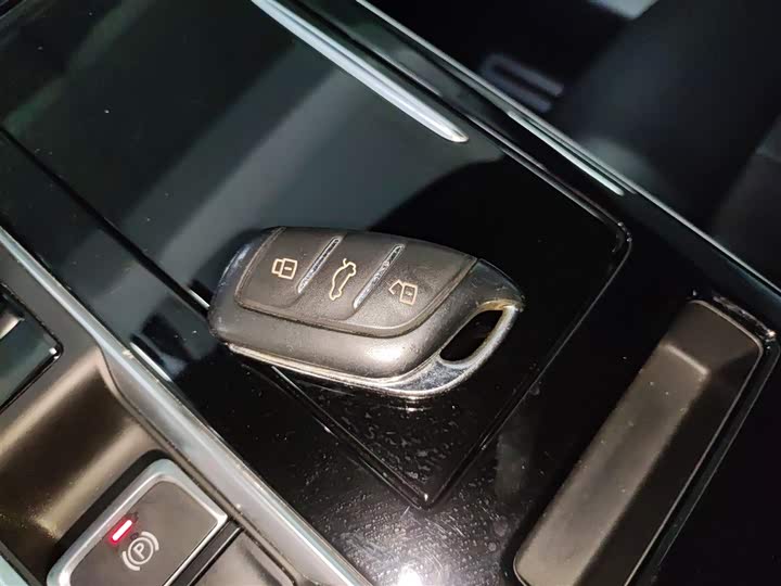 Roewe i6 Max EV 2020 2020款 1.5T PHEV爽酷版