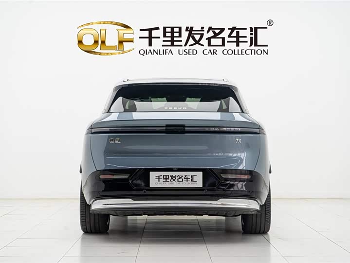 Zeekr 7X 2025 2025款 100kWh 长续航后驱智驾版