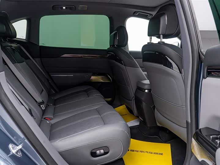 Zeekr 7X 2025 2025款 100kWh 长续航后驱智驾版