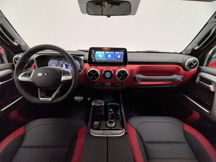 BAIC Beijing BJ40 2024 2024款 2.0T 城市猎人荣耀版