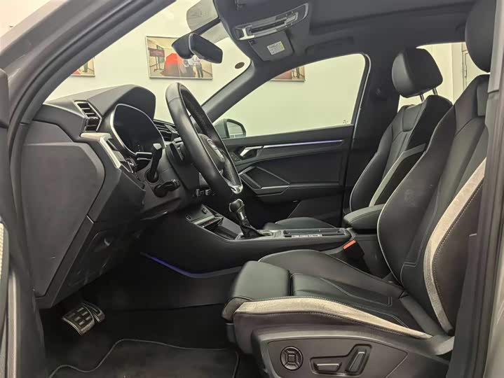 Audi Q3 2024 2024款 40 TFSI 时尚动感型