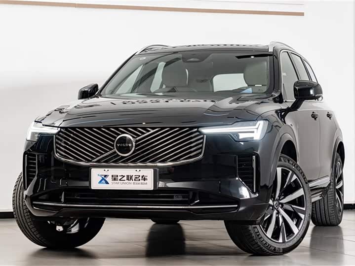 Volvo XC90 2025 2025款 改款 B5 智逸豪华版 5座