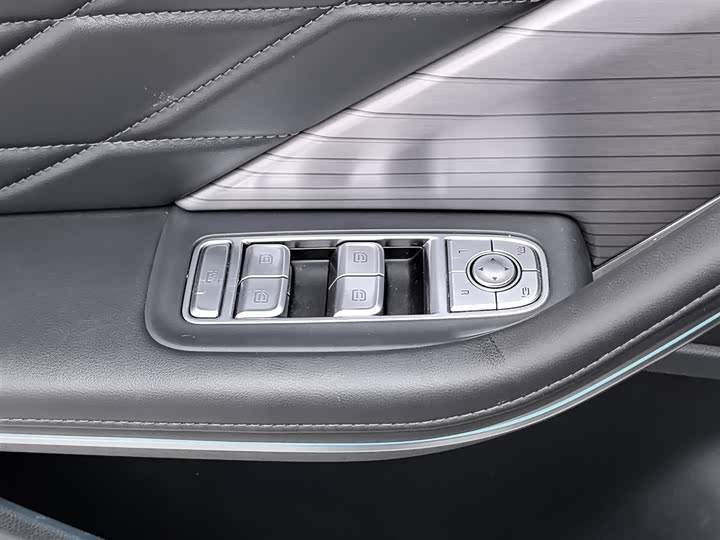 Hongqi HS7 Hybrid 2024 2024款 2.0T PHEV 四驱旗畅版 7座