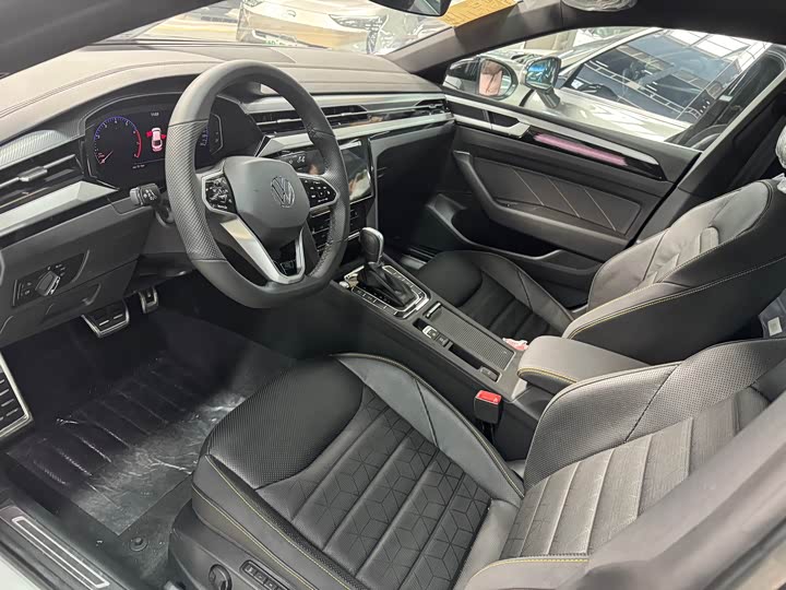 Volkswagen CC 2025 2025款 380TSI 夺目 众享款