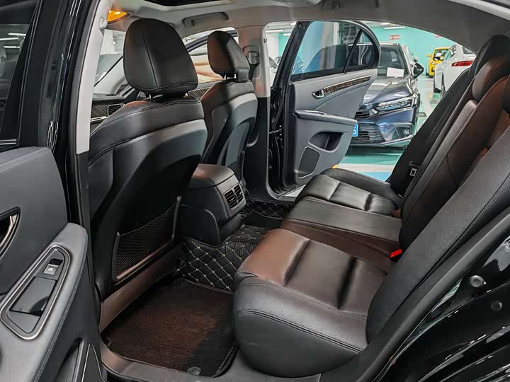 Hongqi H7 2021 2021款 1.8T 舒适版