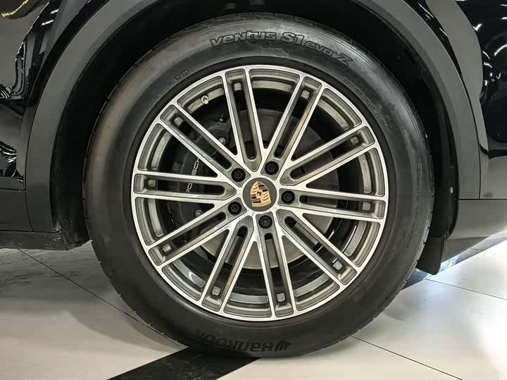 Porsche Cayenne 2025 2025款 Cayenne 3.0T 逐梦版