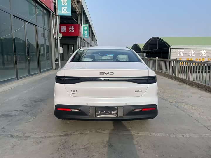 BYD Seal 05 DM-i Hybrid 2025 2025款 DM-i 智驾版 55KM豪华型