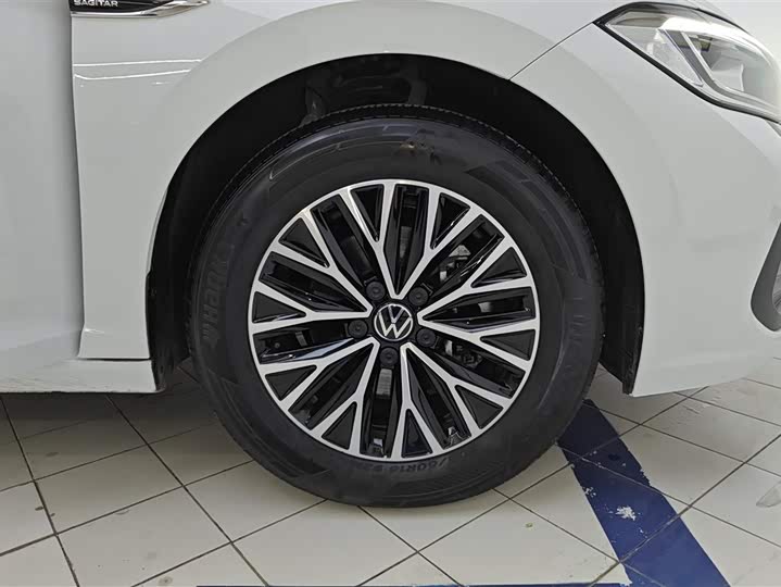 Volkswagen Sagitar L 2024 2024款 200TSI DSG飞越版