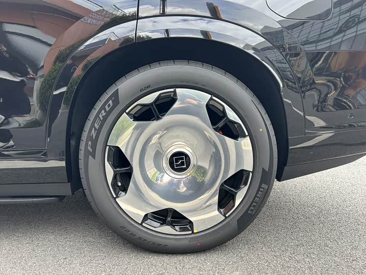 Zeekr 9X 2025 2025款 Ultra版 70kWh