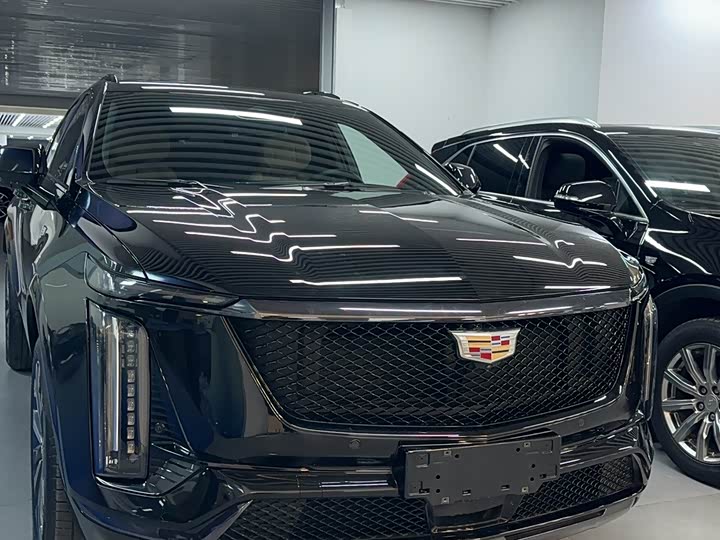 2025 Cadillac XT5