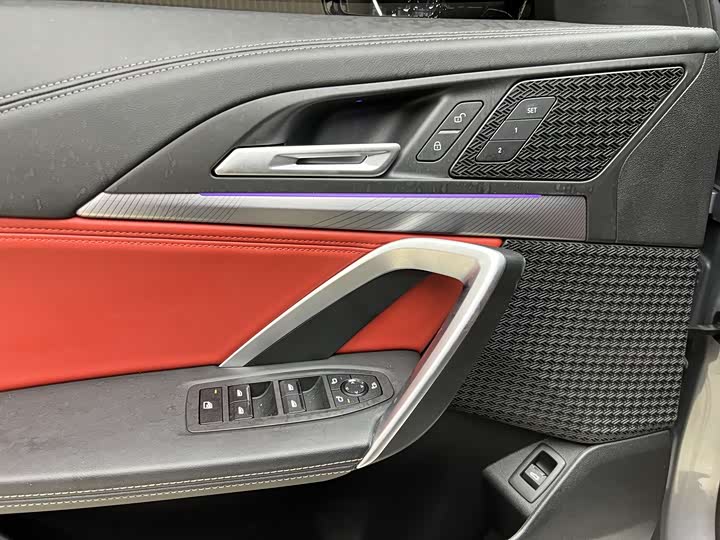 BMW iX1 2023 2023款 eDrive25L M运动套装