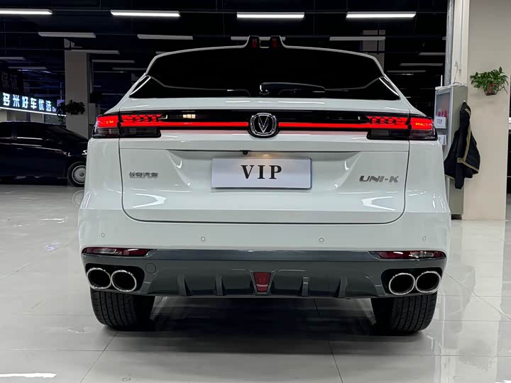 Changan UNI-K 2021 2021款 2.0T 尊贵型