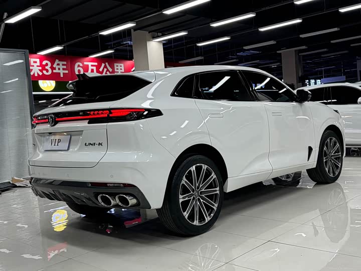 Changan UNI-K 2021 2021款 2.0T 尊贵型
