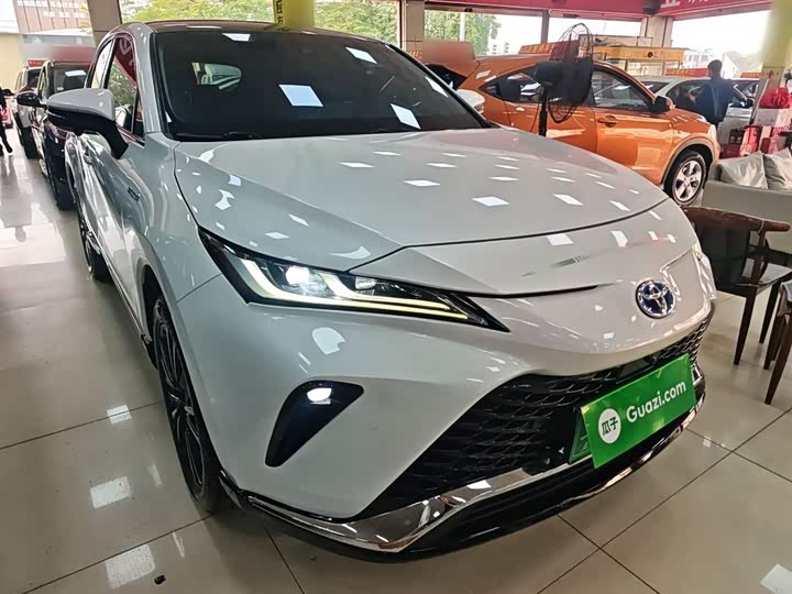 Toyota Venza 2023 2023款 2.5L智能电混双擎 两驱尊贵版