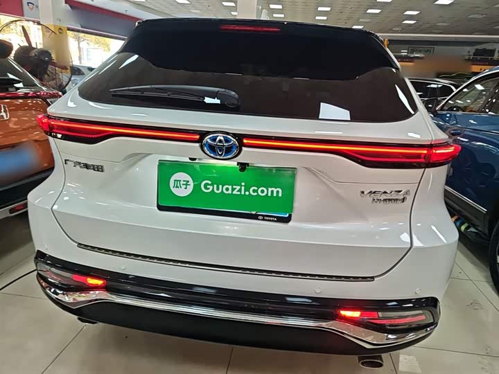 Toyota Venza 2023 2023款 2.5L智能电混双擎 两驱尊贵版