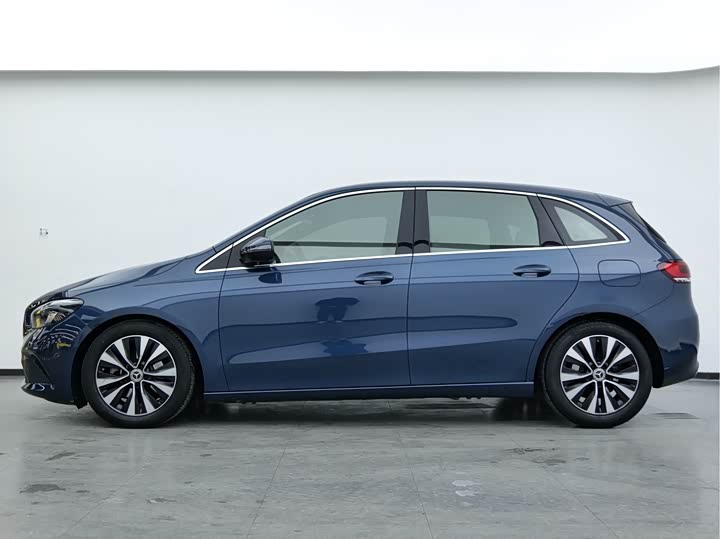 Mercedes-Benz B-Class 2021 2021款 B 200 动感型