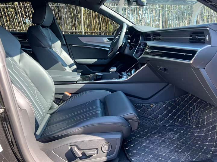 Audi A7 2024 2024款 45 TFSI 臻选型