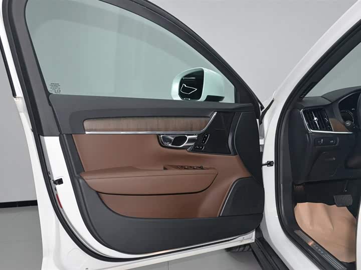 Volvo V90 2021 2021款 Cross Country B5 AWD 智远版