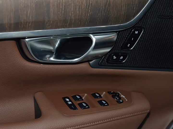 Volvo V90 2021 2021款 Cross Country B5 AWD 智远版