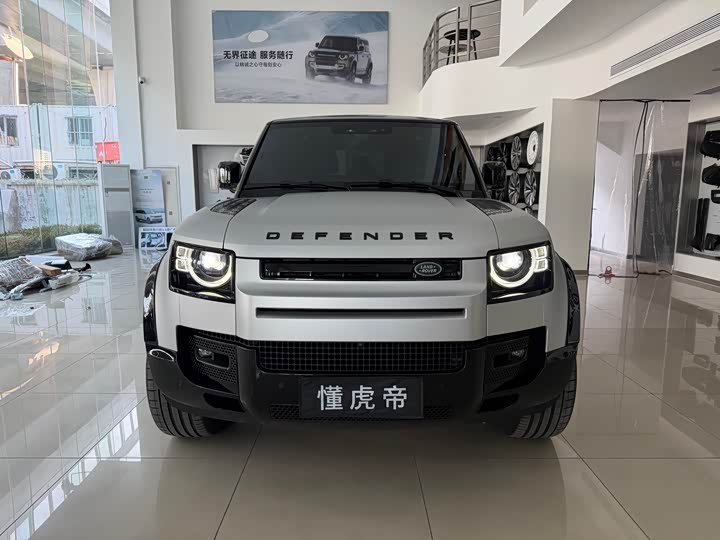 Land Rover Defender 2025 2025款 90 3.0T P400 X-Dynamic HSE