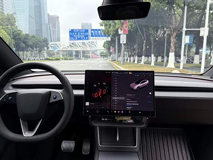 Tesla Model Y 2025 2025款 长续航全轮驱动版