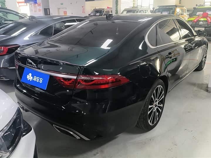 Jaguar XF L 2024 2024款 2.0T P250 两驱尊享豪华版