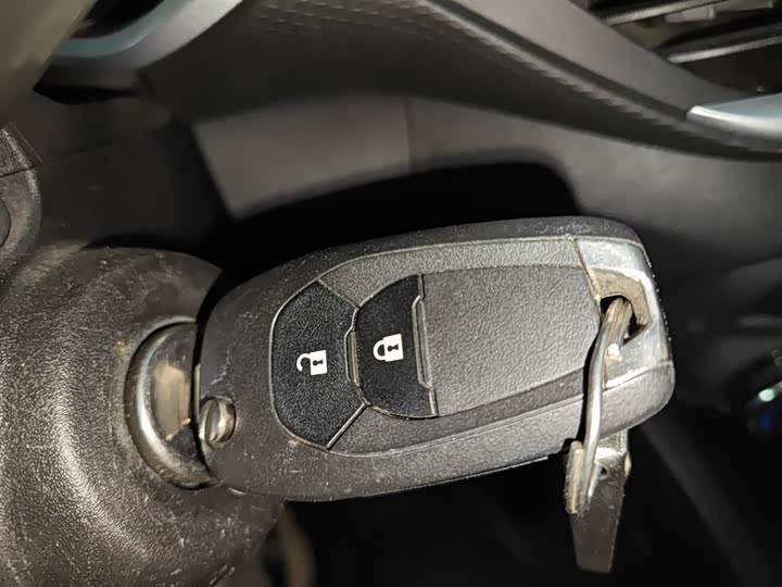 Chevrolet Tracker 2019 2019款 Redline 335T CVT潮版 国VI