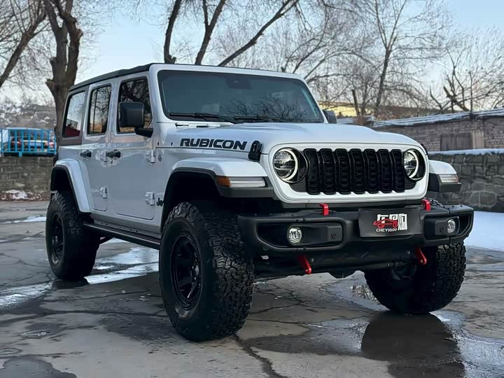 Jeep Wrangler 2024 2024款 2.0T 撒哈拉四门版