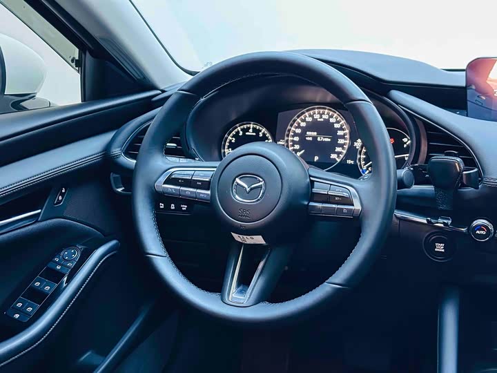 Mazda 3 (Axela) 2023 2023款 2.0L 自动质炫版