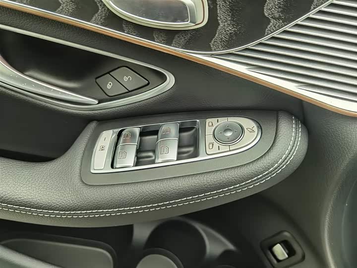 Mercedes-Benz EQC 2021 2021款 EQC 350 4MATIC