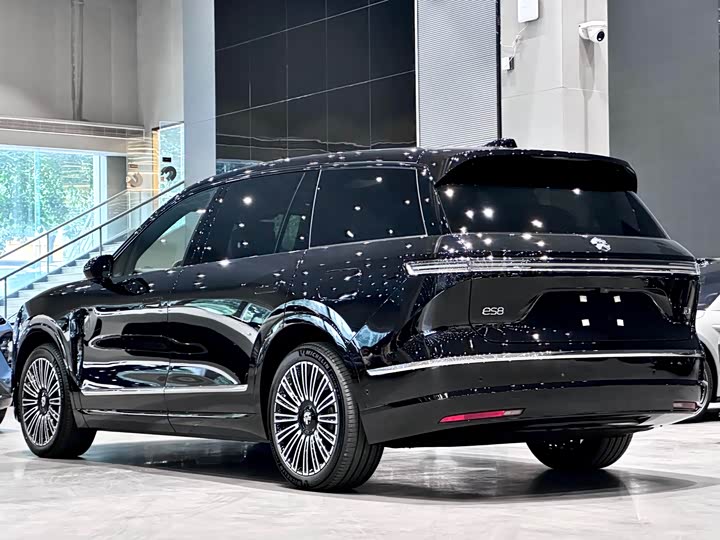 Nio ES8 2026 2026款 六座行政豪华版